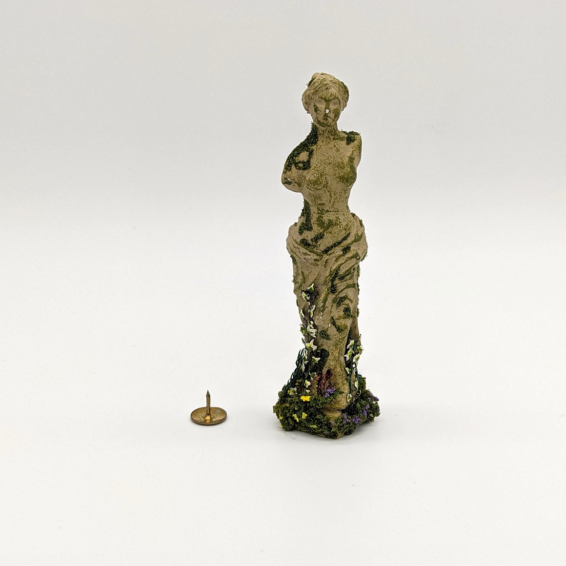 Handmade dollshouse miniature from The Itzy Bitzy Workshop