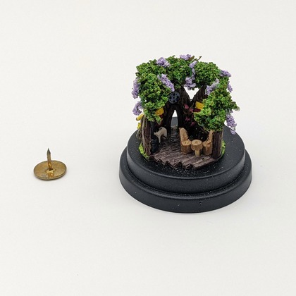 Handmade dollshouse miniature from The Itzy Bitzy Workshop