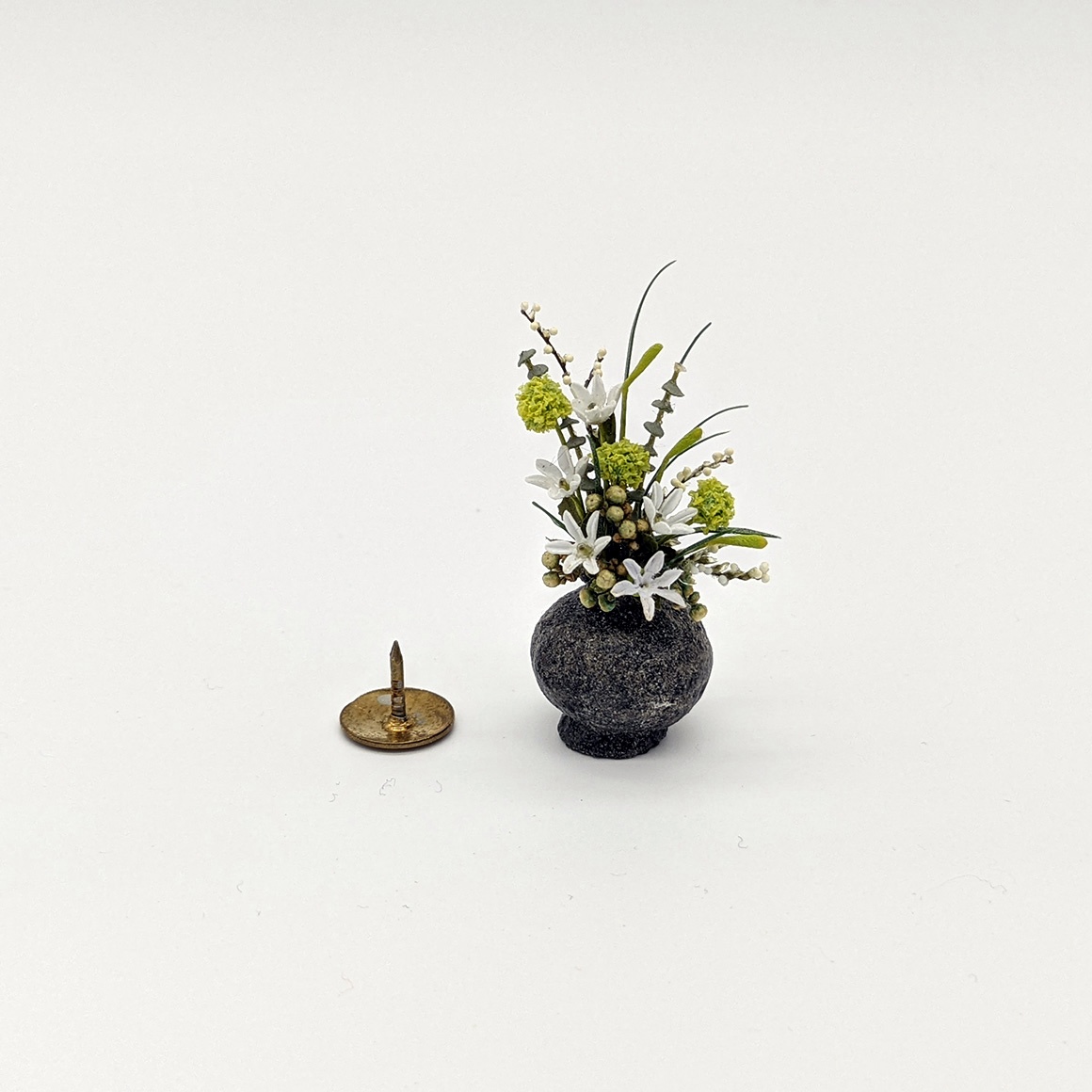 Handmade dollshouse miniature from The Itzy Bitzy Workshop