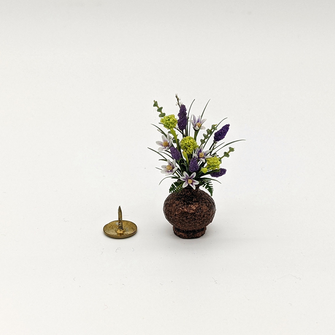 Handmade dollshouse miniature from The Itzy Bitzy Workshop