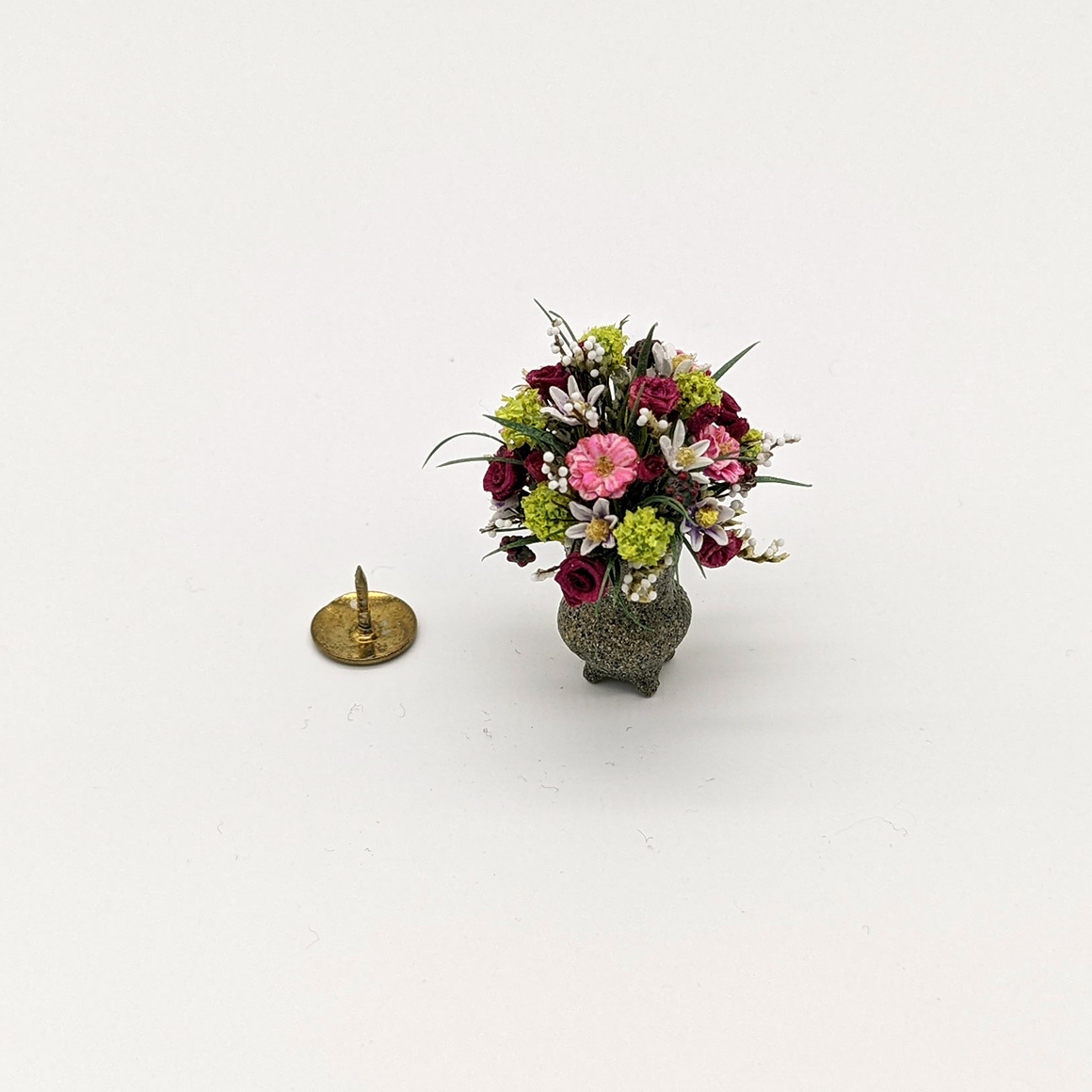 Handmade dollshouse miniature from The Itzy Bitzy Workshop