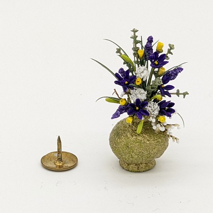 Handmade dollshouse miniature from The Itzy Bitzy Workshop