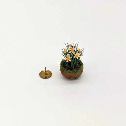 Handmade dollshouse miniature from The Itzy Bitzy Workshop