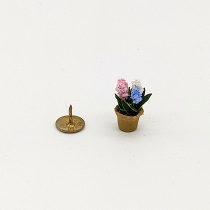 Handmade dollshouse miniature from The Itzy Bitzy Workshop