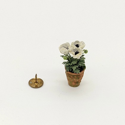 Handmade dollshouse miniature from The Itzy Bitzy Workshop