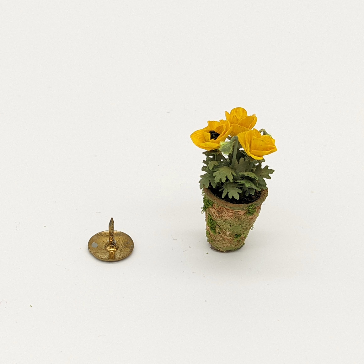Handmade dollshouse miniature from The Itzy Bitzy Workshop