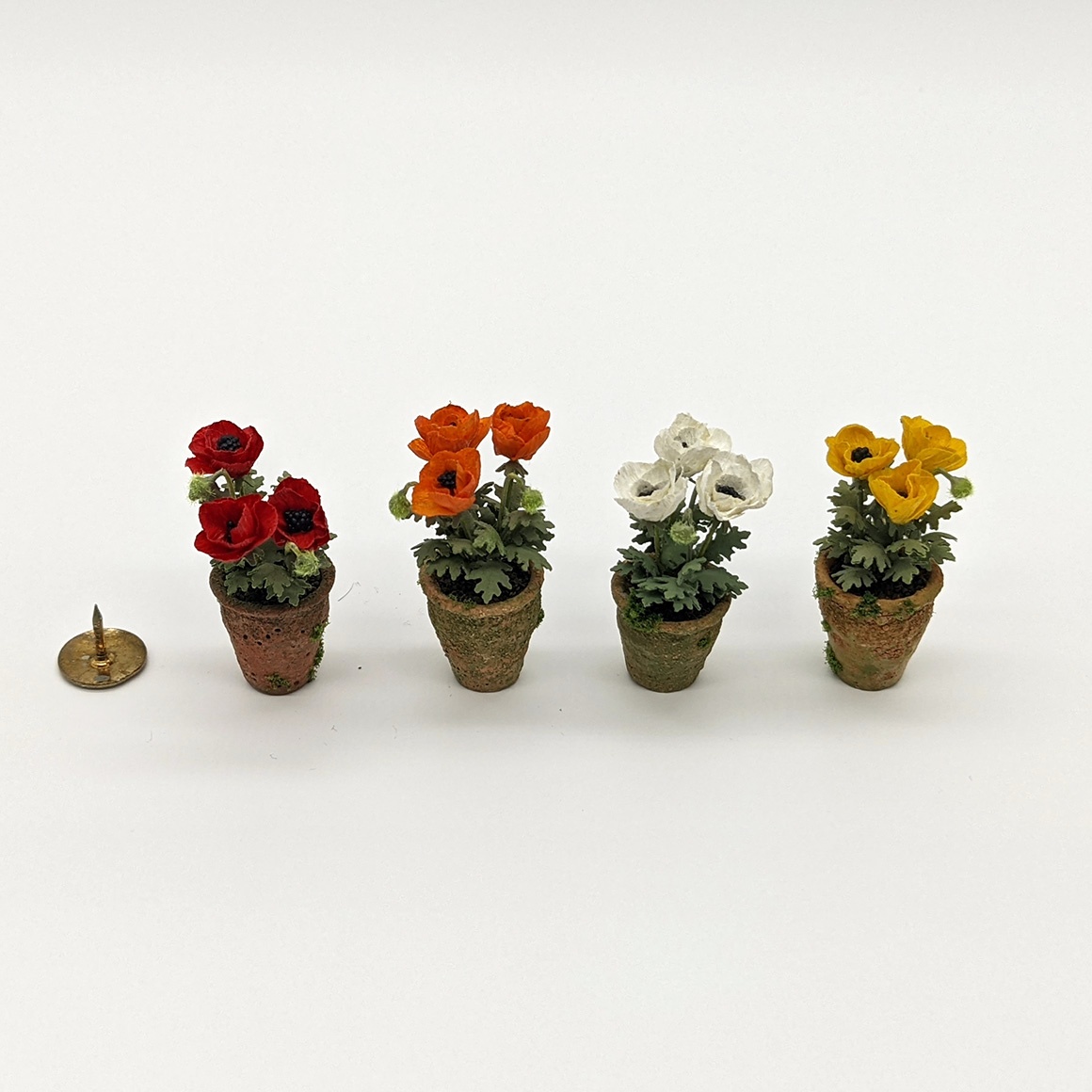 Handmade dollshouse miniature from The Itzy Bitzy Workshop