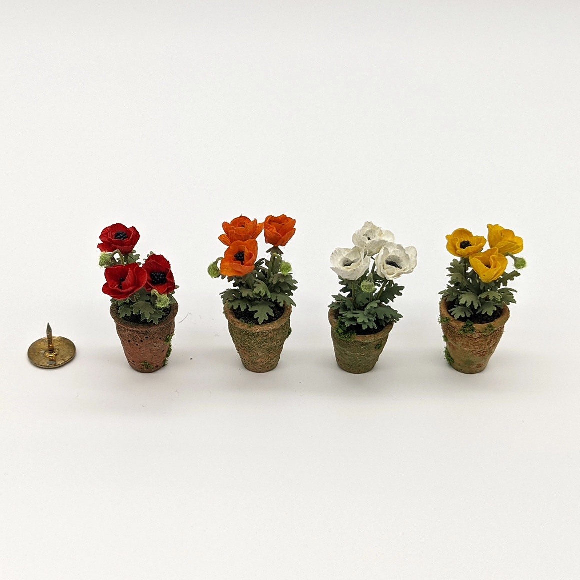 Handmade dollshouse miniature from The Itzy Bitzy Workshop