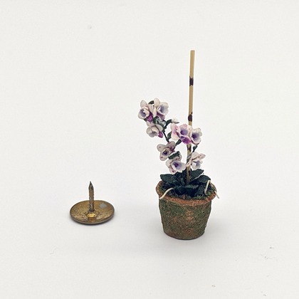 Handmade dollshouse miniature from The Itzy Bitzy Workshop