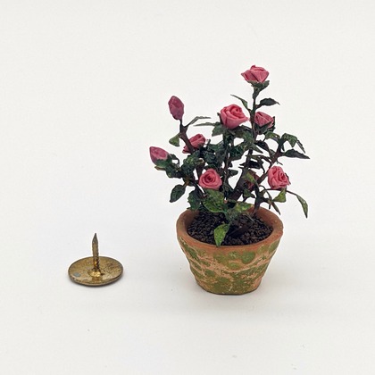 Handmade dollshouse miniature from The Itzy Bitzy Workshop