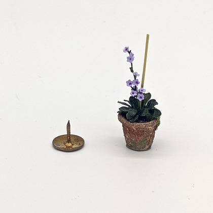 Handmade dollshouse miniature from The Itzy Bitzy Workshop