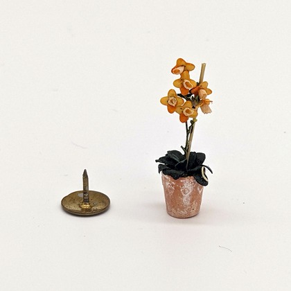 Handmade dollshouse miniature from The Itzy Bitzy Workshop