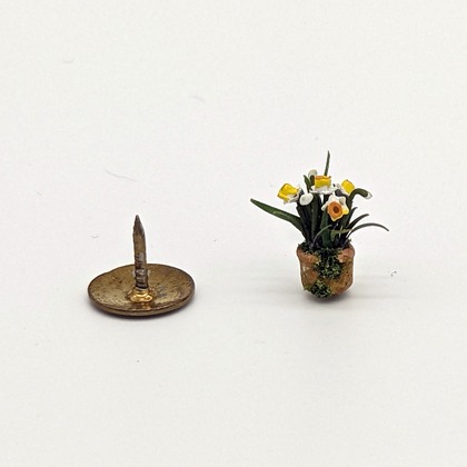 Handmade dollshouse miniature from The Itzy Bitzy Workshop