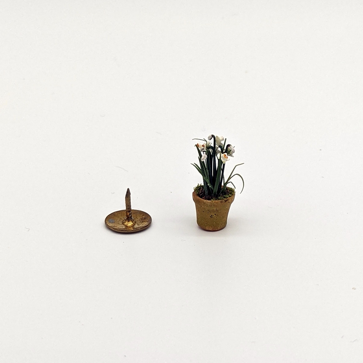 Handmade dollshouse miniature from The Itzy Bitzy Workshop