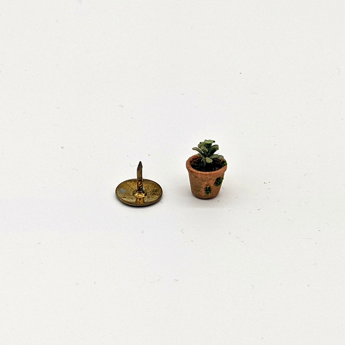 Handmade dollshouse miniature from The Itzy Bitzy Workshop