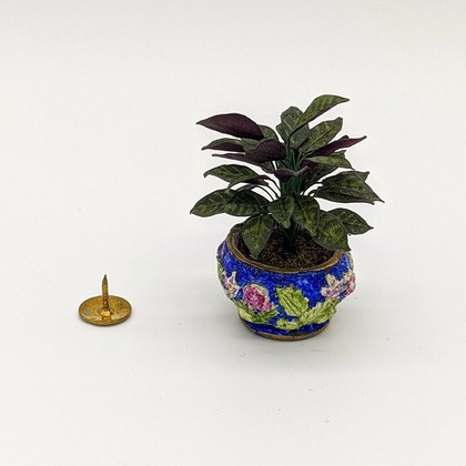 Handmade dollshouse miniature from The Itzy Bitzy Workshop