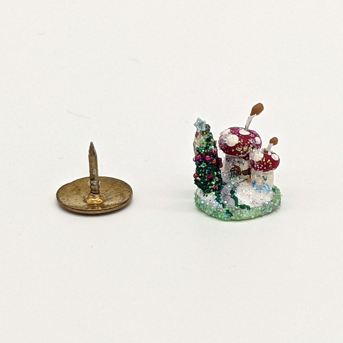 Handmade dollshouse miniature from The Itzy Bitzy Workshop