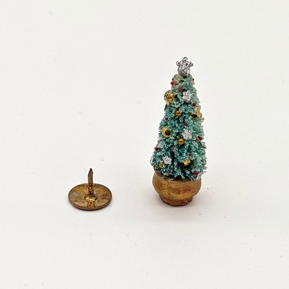 Handmade dollshouse miniature from The Itzy Bitzy Workshop