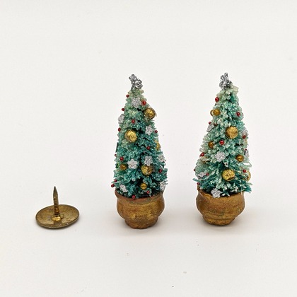 Handmade dollshouse miniature from The Itzy Bitzy Workshop